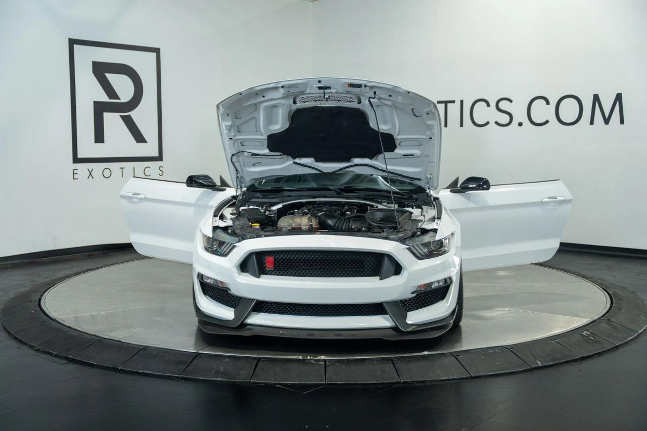 2017 Ford Mustang Shelby GT350R Coupe 2D St. Louis MO