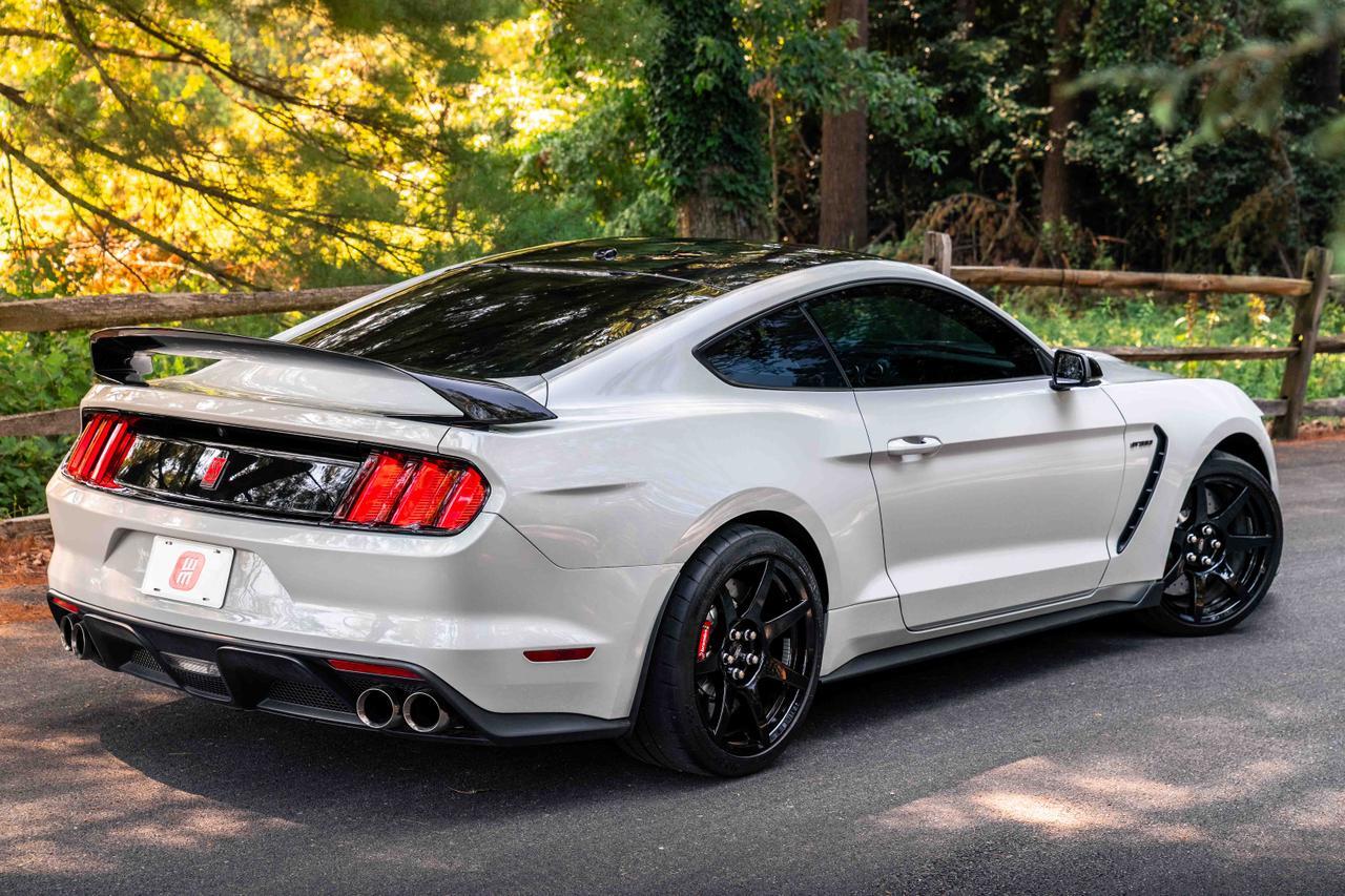 2017 Ford Mustang Shelby GT350R Kennett Square PA
