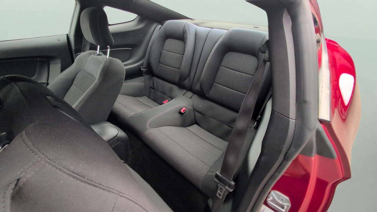 2017 Ford Mustang V6 2dr Fastback Lake Orion MI