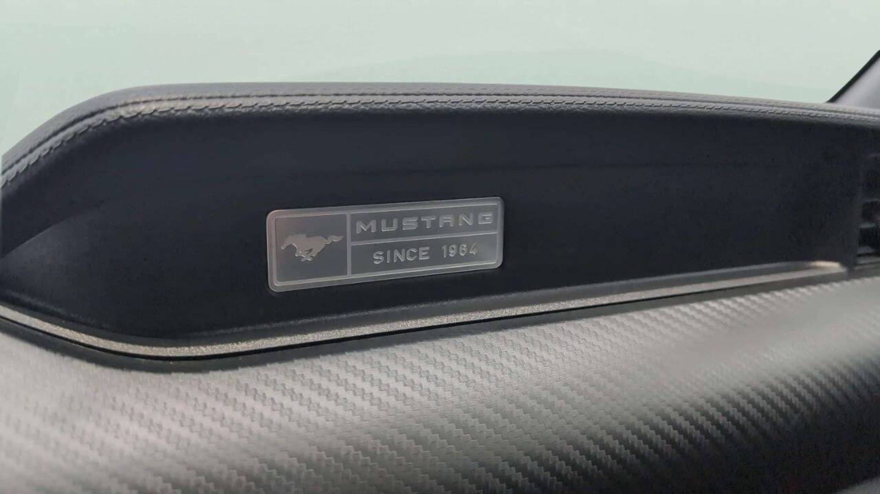 2017 Ford Mustang V6 2dr Fastback Lake Orion MI