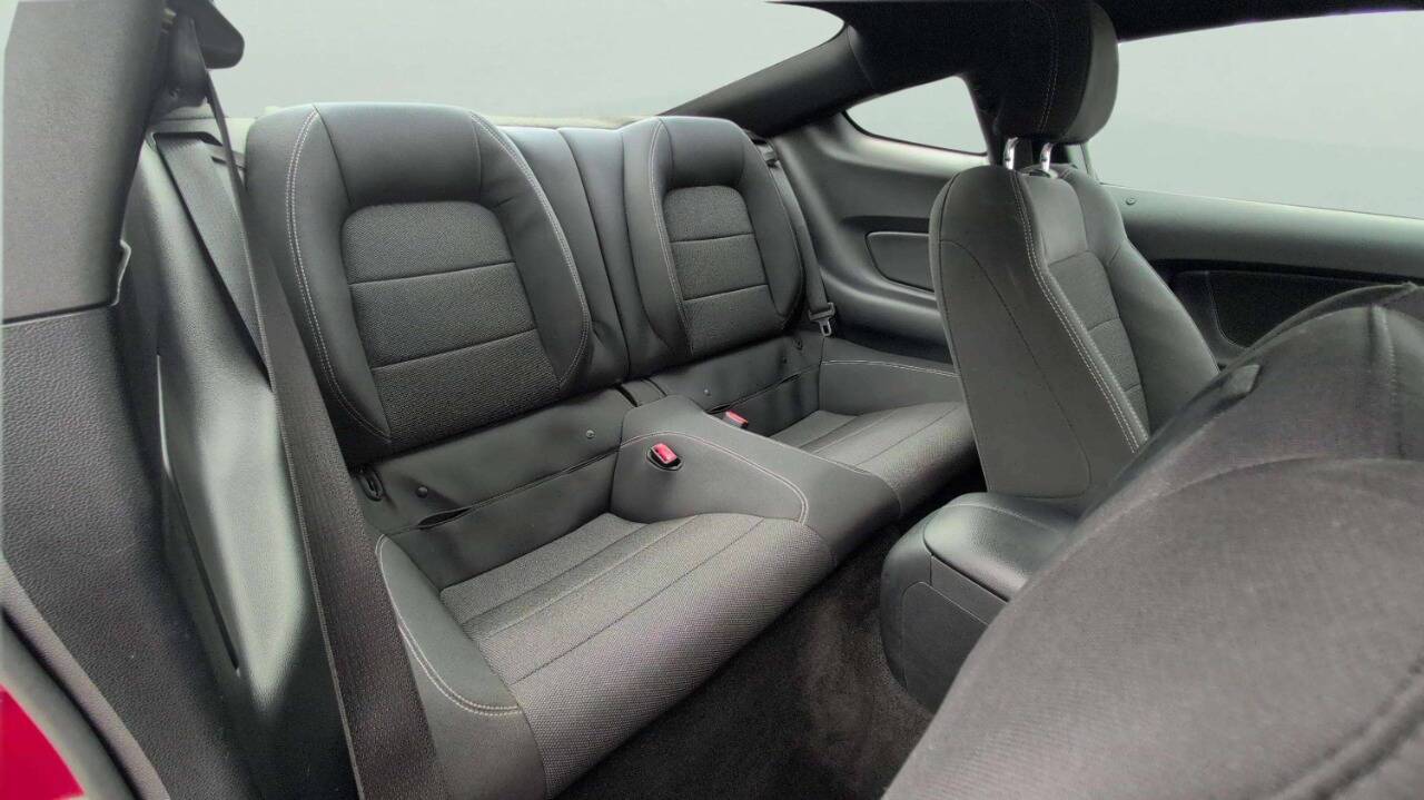 2017 Ford Mustang V6 2dr Fastback Lake Orion MI