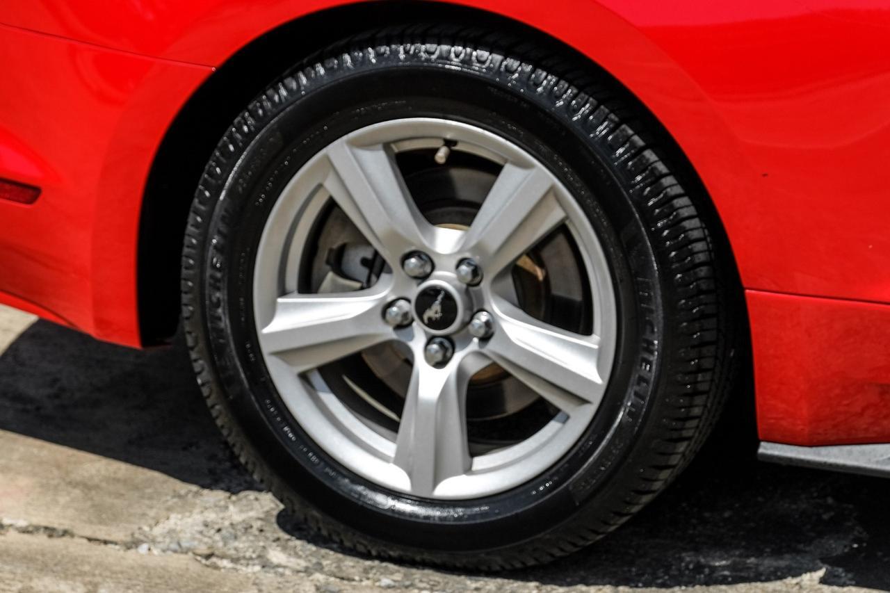 2017 Ford Mustang V6 Farmers Branch TX