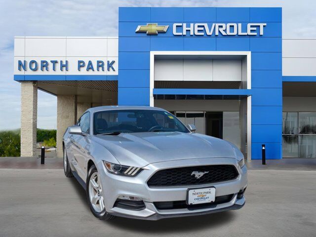 2017 Ford Mustang V6 Castroville TX