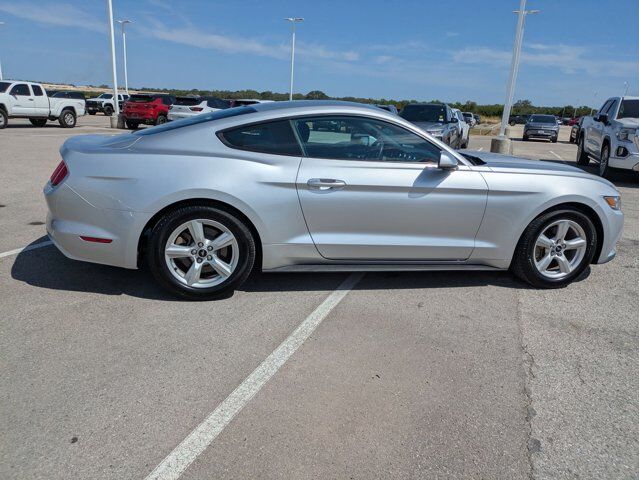 2017 Ford Mustang V6 Castroville TX