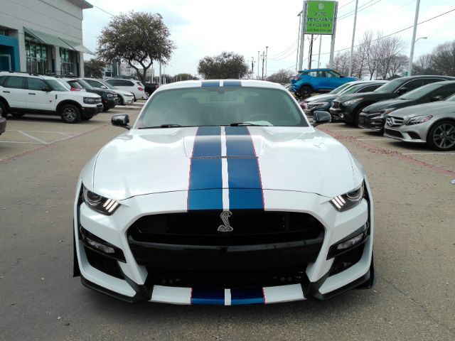 2017 Ford Shelby GT350 Base