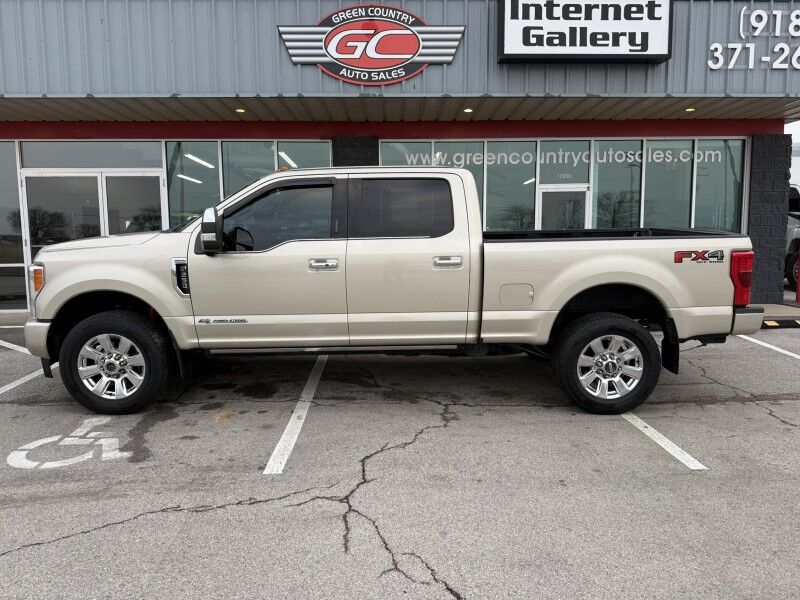 2017 Ford Super Crew F-250 4x4 Diesel