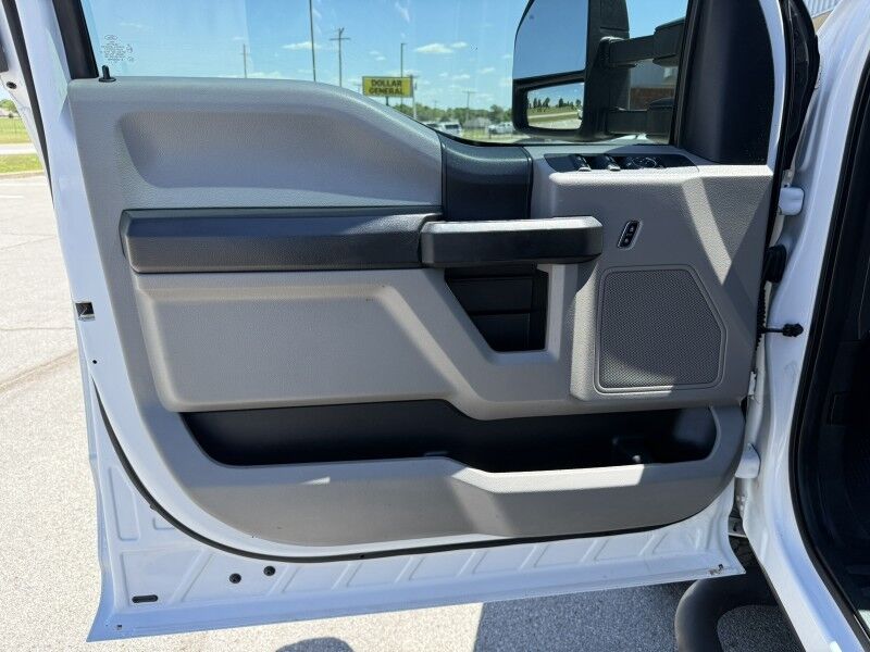 2017 Ford Super Crew F-250 4x4 XL Collinsville OK