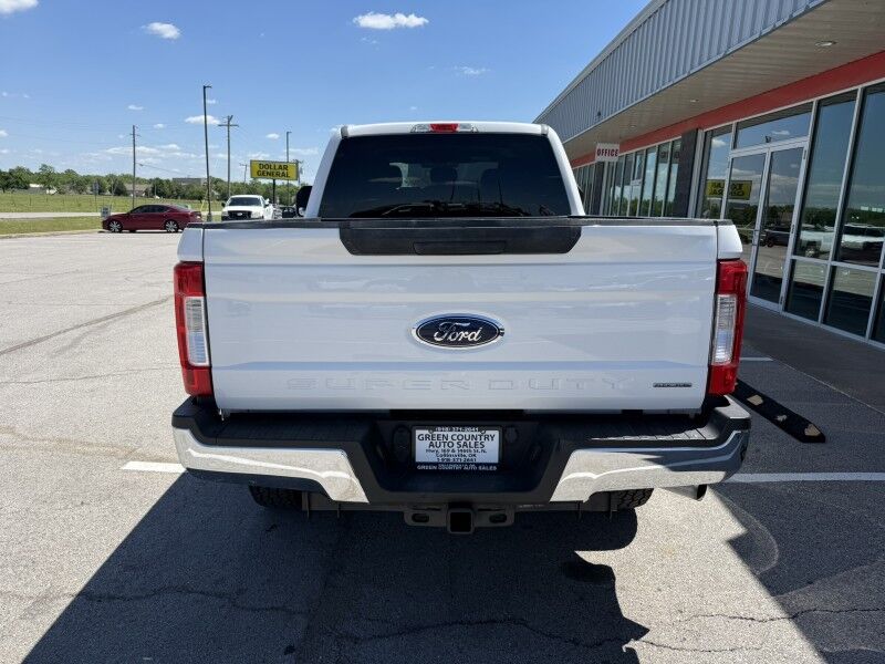 2017 Ford Super Crew F-250 4x4 XL Collinsville OK