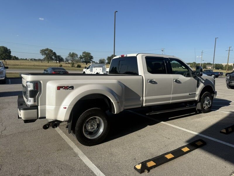 2017 Ford Super Crew F-350 DRW Fx4 4x4 Diesel Platinum Collinsville OK