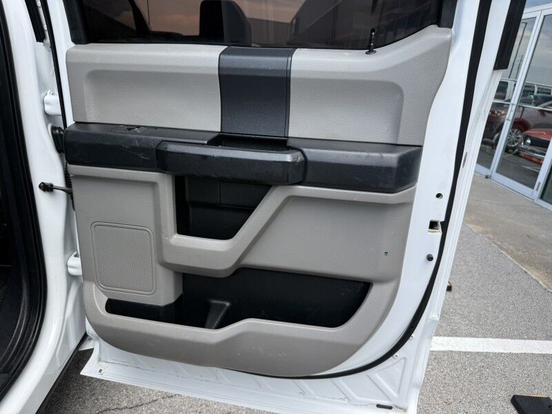 2017 Ford Super Crew F-350 DRW Utility XL Collinsville OK