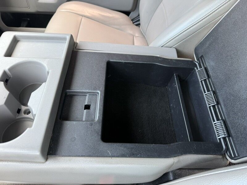 2017 Ford Super Crew F-350 DRW Utility XL Collinsville OK