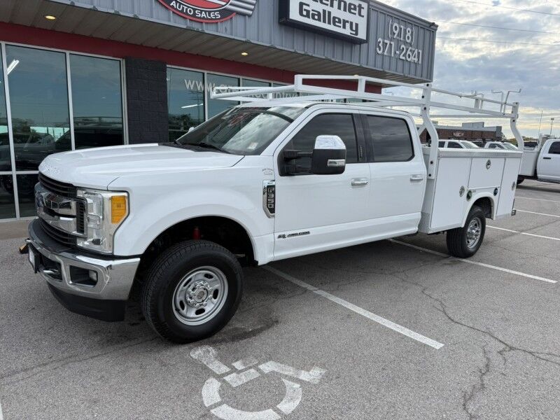2017 Ford Super Crew F-350 SRW 4x4 Diesel Utility