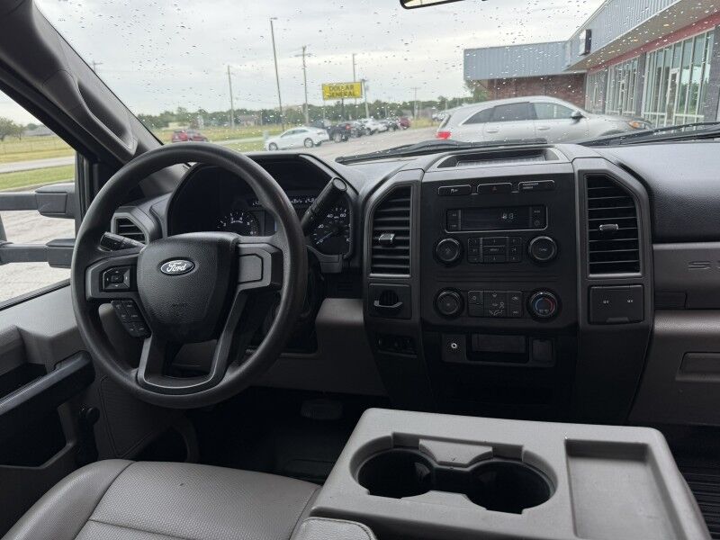 2017 Ford Super Crew F-350 SRW Utility XL Collinsville OK