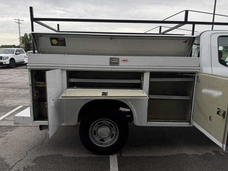 2017 Ford Super Crew F-350 SRW Utility XL Collinsville OK
