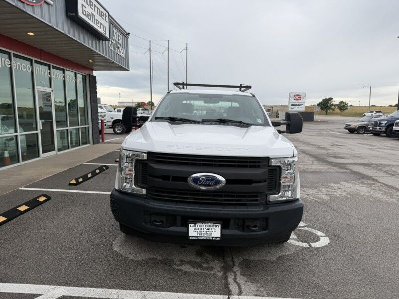 2017 Ford Super Crew F-350 SRW Utility XL Collinsville OK
