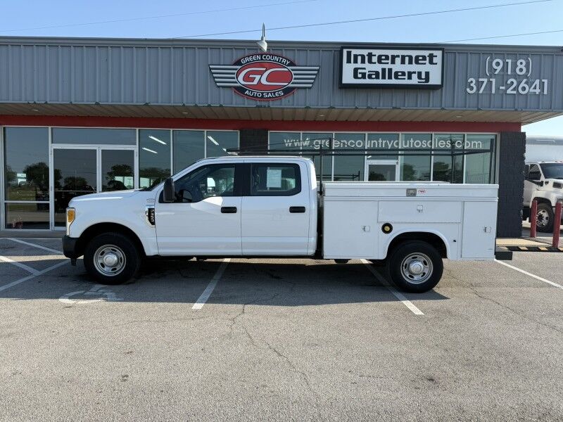 2017 Ford Super Crew F-350 SRW Utility XL Collinsville OK