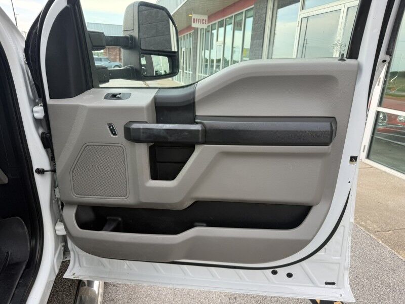 2017 Ford Super Crew F-550 4x4 Diesel Box Truck XL Collinsville OK