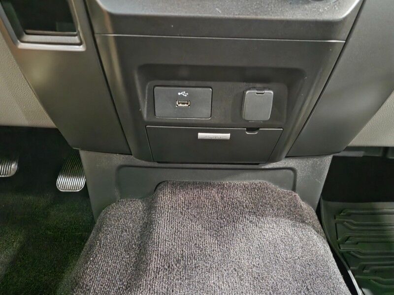 2017 Ford Super Duty F-150 XLT RC Lift 5.0L V8 Leather 20in Wheels 37in Tires FREE WARRANTY Arlington TX