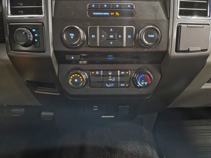 2017 Ford Super Duty F-150 XLT RC Lift 5.0L V8 Leather 20in Wheels 37in Tires FREE WARRANTY Arlington TX