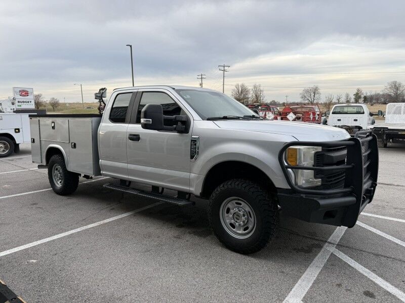 2017 Ford Super Duty F-250 4x4 Utility XL Collinsville OK