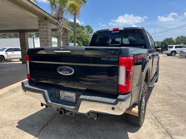 2017 Ford Super Duty F-250 Crew Cab 4WD Lariat Lafayette LA