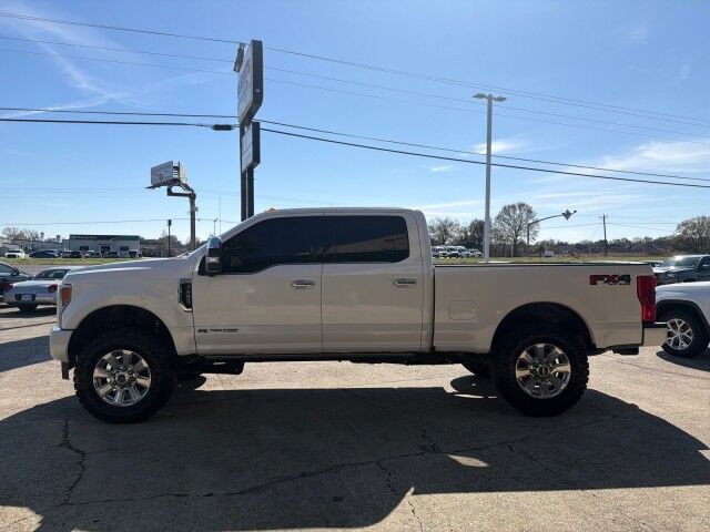 2017 Ford Super Duty F-250 Crew Cab 4WD Platinum Lafayette LA
