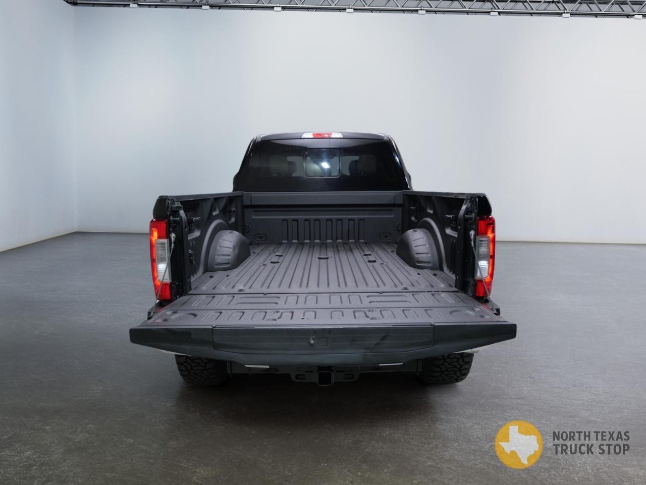 2017 Ford Super Duty F-250 Lariat FX4 6.7L Power Stroke 4x4 Mansfield TX