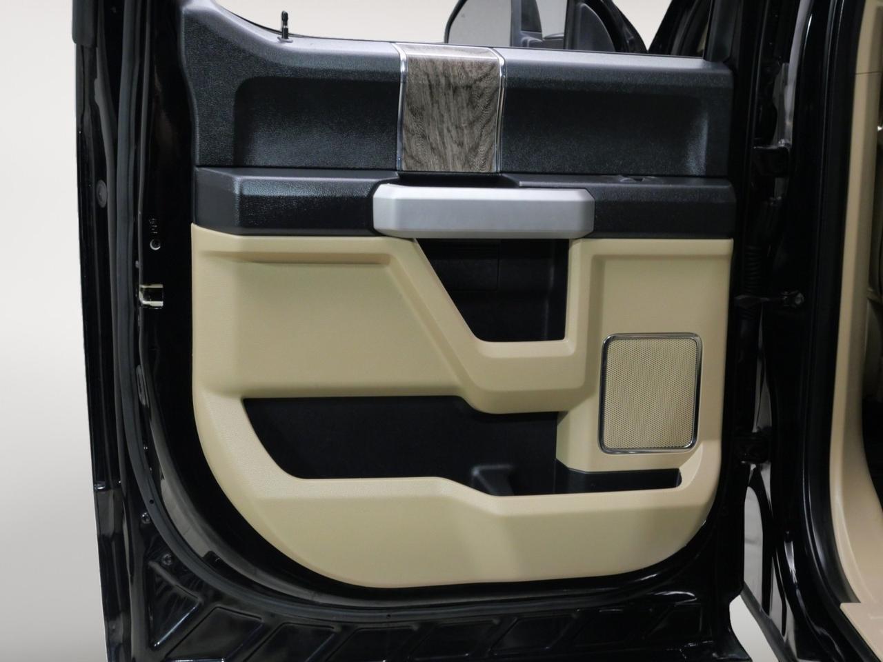 2017 Ford Super Duty F-250 Lariat FX4 6.7L Power Stroke 4x4 Mansfield TX