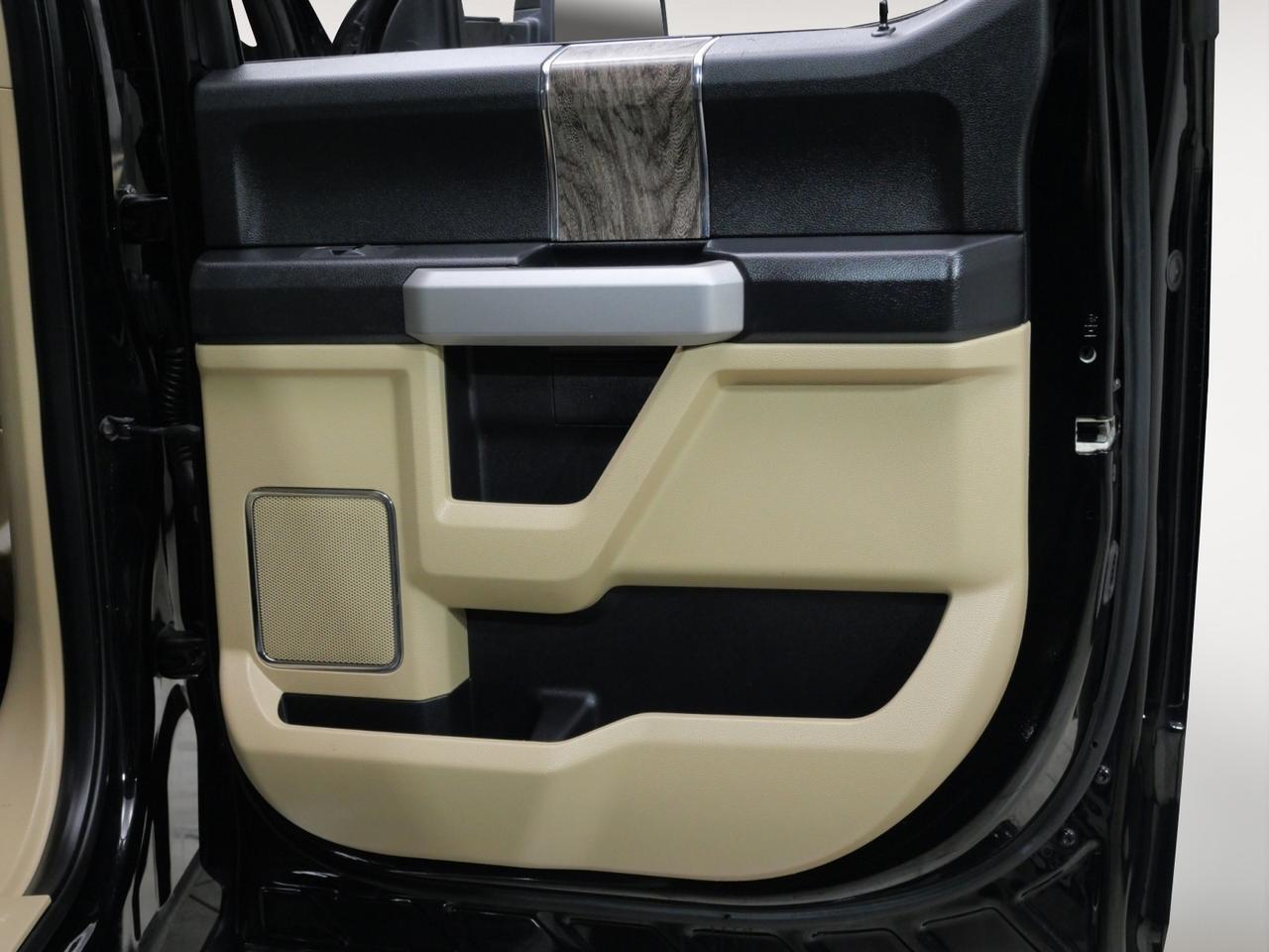 2017 Ford Super Duty F-250 Lariat FX4 6.7L Power Stroke 4x4 Mansfield TX