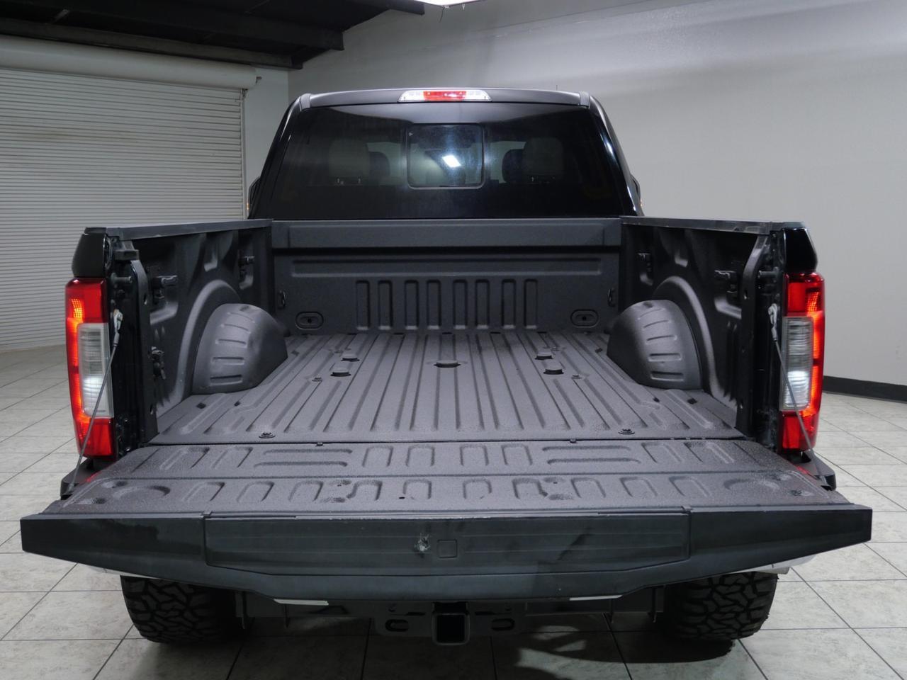 2017 Ford Super Duty F-250 Lariat FX4 6.7L Power Stroke 4x4 Mansfield TX