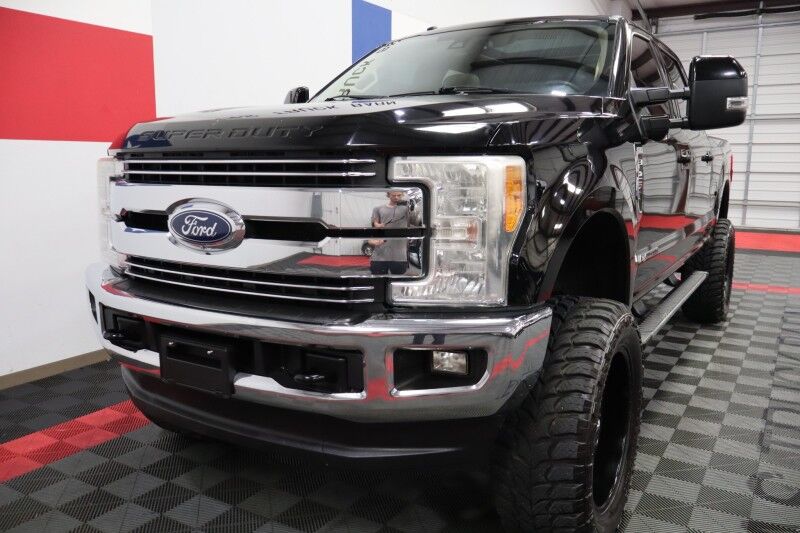 2017 Ford Super Duty F-250 Lariat Ultimate Lifted 22in American Force Wheels 37in Tires