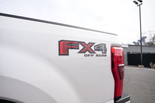 2017 Ford Super Duty F-250 Platinum 4X4 / Diesel / Ultimate Package! High Point NC