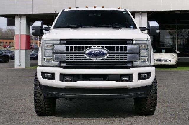 2017 Ford Super Duty F-250 Platinum 4X4 / Diesel / Ultimate Package! High Point NC