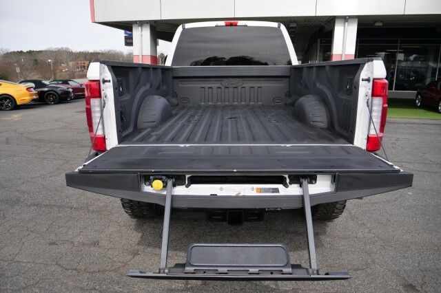 2017 Ford Super Duty F-250 Platinum 4X4 / Diesel / Ultimate Package! High Point NC