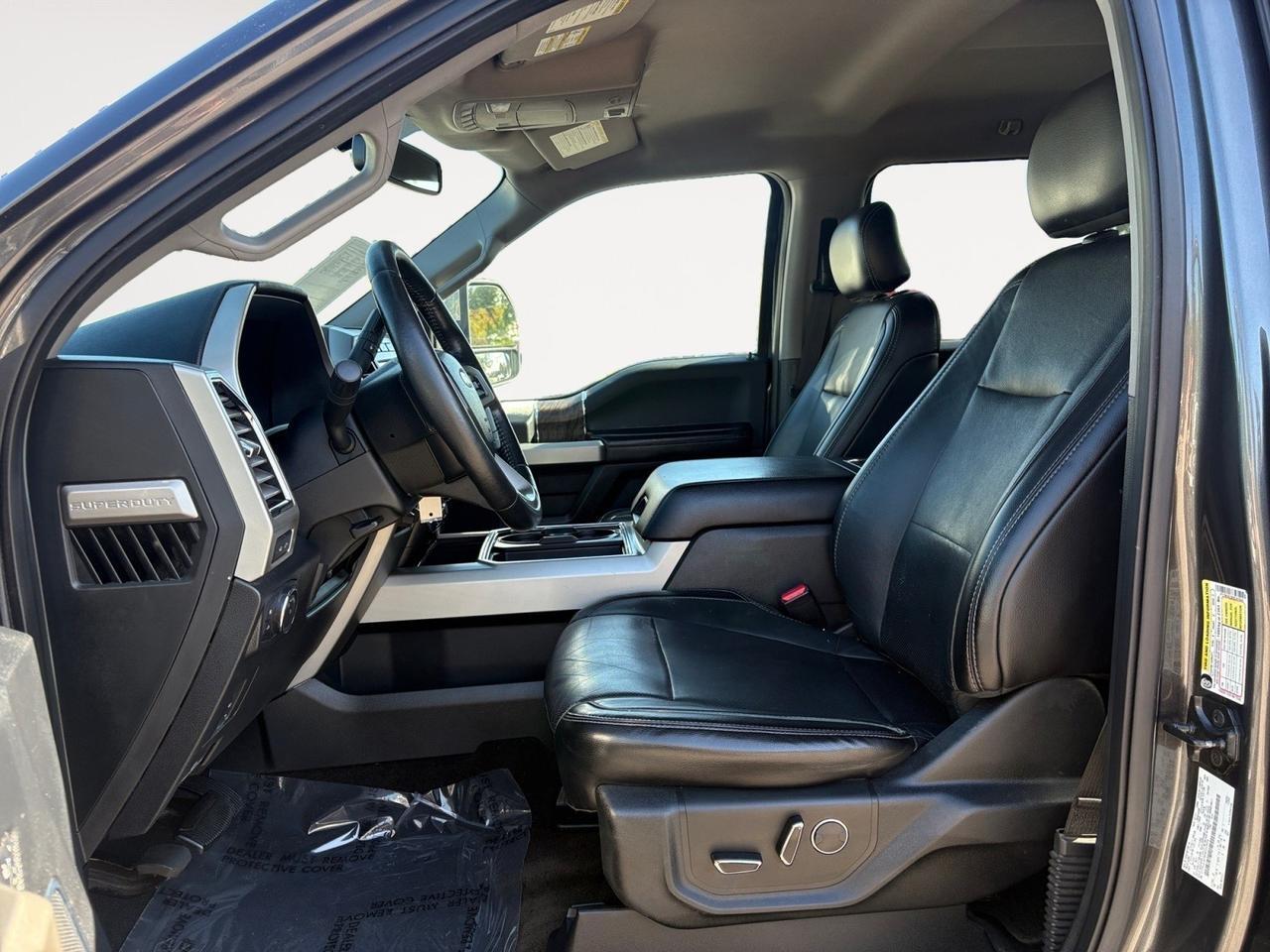 2017 Ford Super Duty F-250 SRW Lariat, CUSTOM XD SERIES WHEELS, FENDER FLARES, RUNNING BOARDS, TOW PACKAGE, BACKUP CAMERA WITH PARKING SENSORS, REMOTE START, NAVIGATION, REAR POWER SLIDING WINDOW, LANE KEEP ASSIST, ONLY 47K MILES, JUST 1 OWNER, CLEAN CARFAX, SUPER DUTY, SUPER RIDE Virginia Beach VA