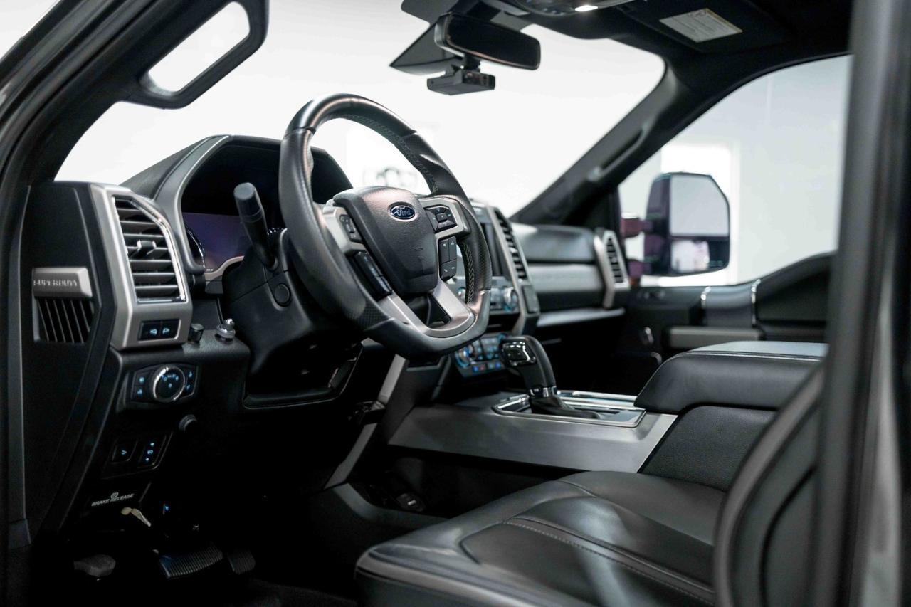 2017 Ford Super Duty F-250 SRW Lariat