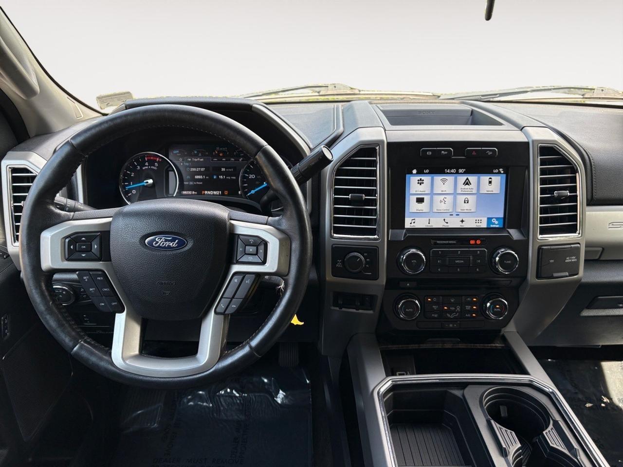2017 Ford Super Duty F-250 SRW Lariat, RUNNING BOARDS, TOW PACKAGE, SNOW PLOW PACKAGE, REMOTE ENTRY, TAILGATE LIFT ASSIST, TOW HOOKS, TWIN PANEL MOONROOF, BACKUP CAMERA WITH PARKING SENSORS, FORWARD COLLISION ALERT, BLIND SPOT ASSIST, LOW MILES, JUST 1 OWNER, CLEAN CARFAX, GO SUPE