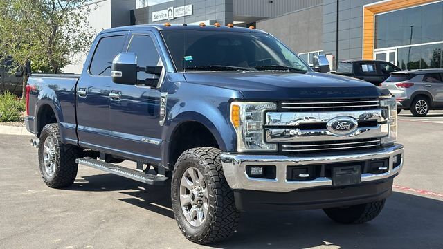 2017 Ford Super Duty F-250 SRW Lariat