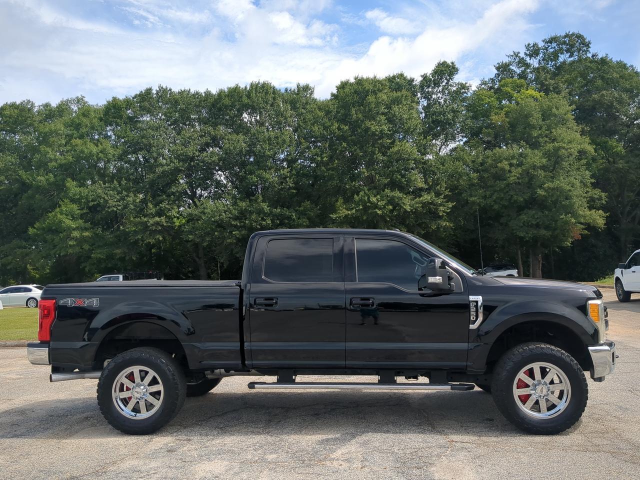 2017 Ford Super Duty F-250 SRW Lariat