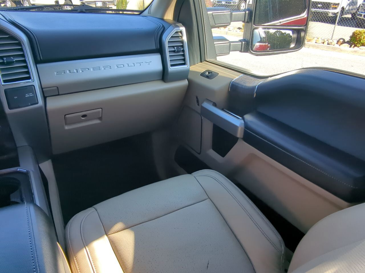 2017 Ford Super Duty F-250 SRW Lariat Winder GA