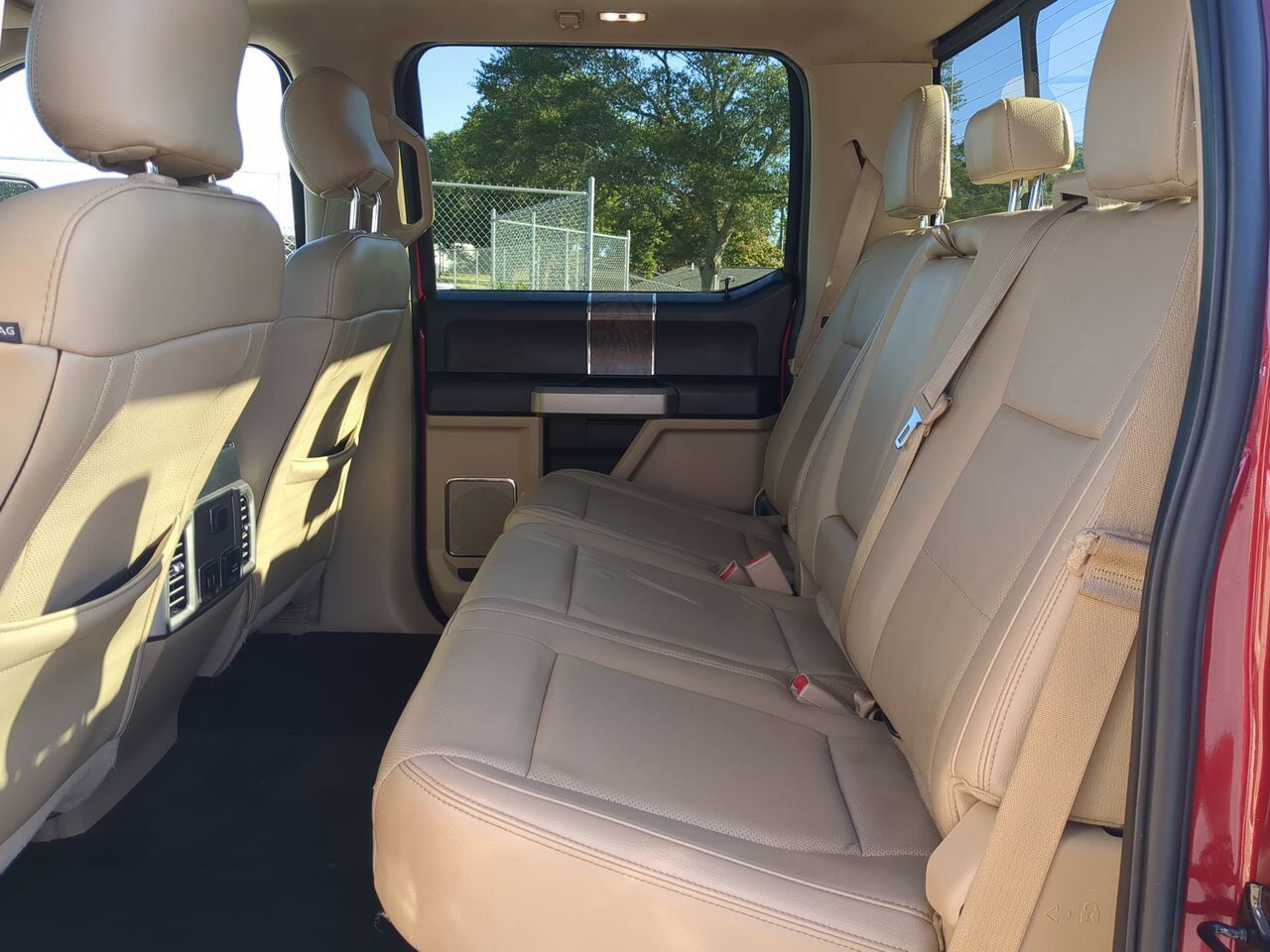 2017 Ford Super Duty F-250 SRW Lariat Winder GA