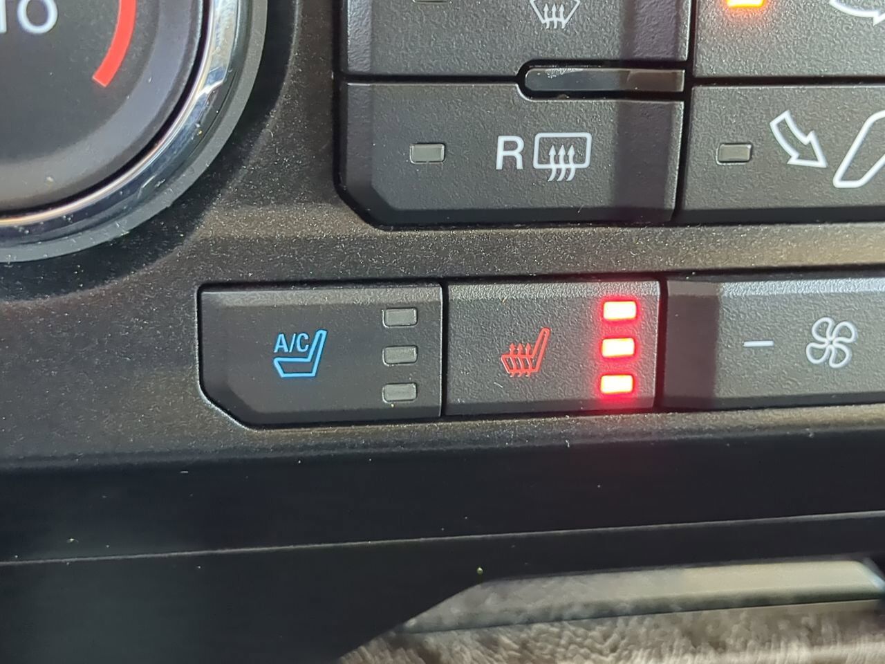 2017 Ford Super Duty F-250 SRW Lariat Winder GA