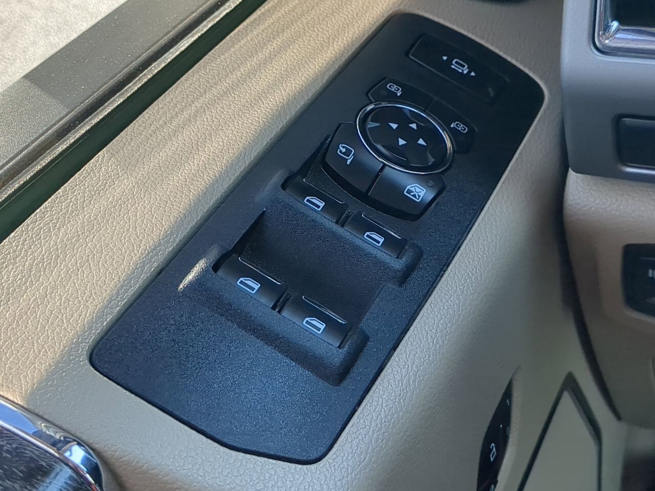 2017 Ford Super Duty F-250 SRW Lariat Winder GA