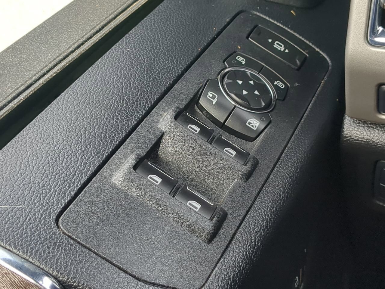 2017 Ford Super Duty F-250 SRW Lariat Winder GA