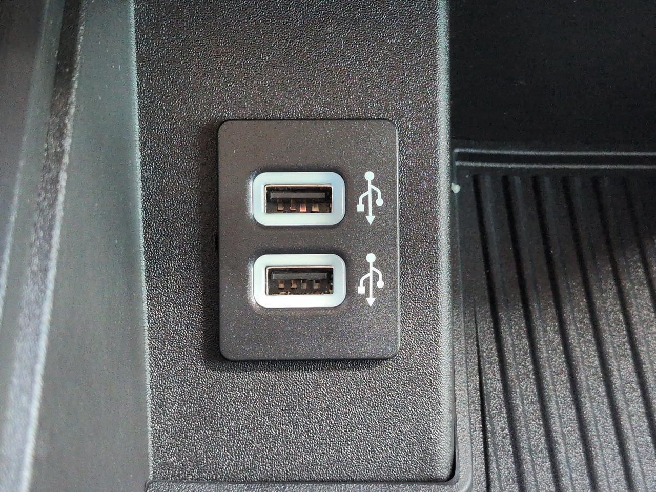 2017 Ford Super Duty F-250 SRW Lariat Winder GA