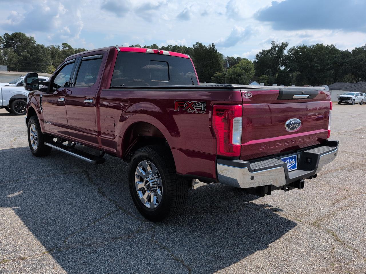 2017 Ford Super Duty F-250 SRW Lariat Winder GA
