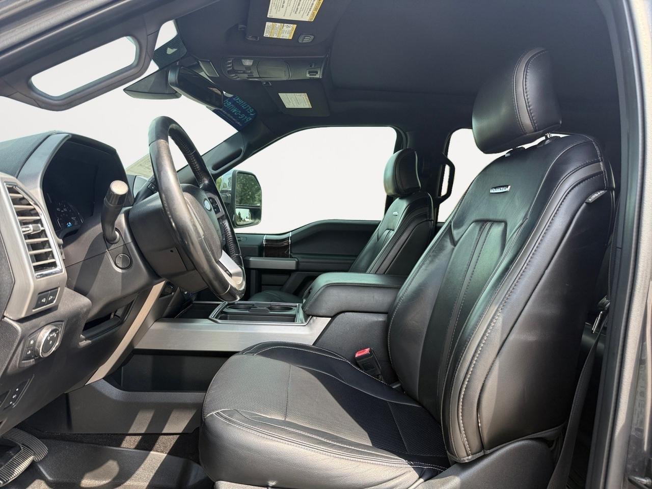 2017 Ford Super Duty F-250 SRW Platinum, HEATED/VENTILATED SEATS, POWER SLIDING REAR WINDOW, TOW HOOKS, TOW PACKAGE, MOONROOF, BACKUP CAMERA, POWER/HEATED MIRRORS, POWER RUNNING BOARDS, KEYLESS ENTRY, POWER FOLDING MIRRORS, TINTED WINDOWS, CLEAN CARFAX!