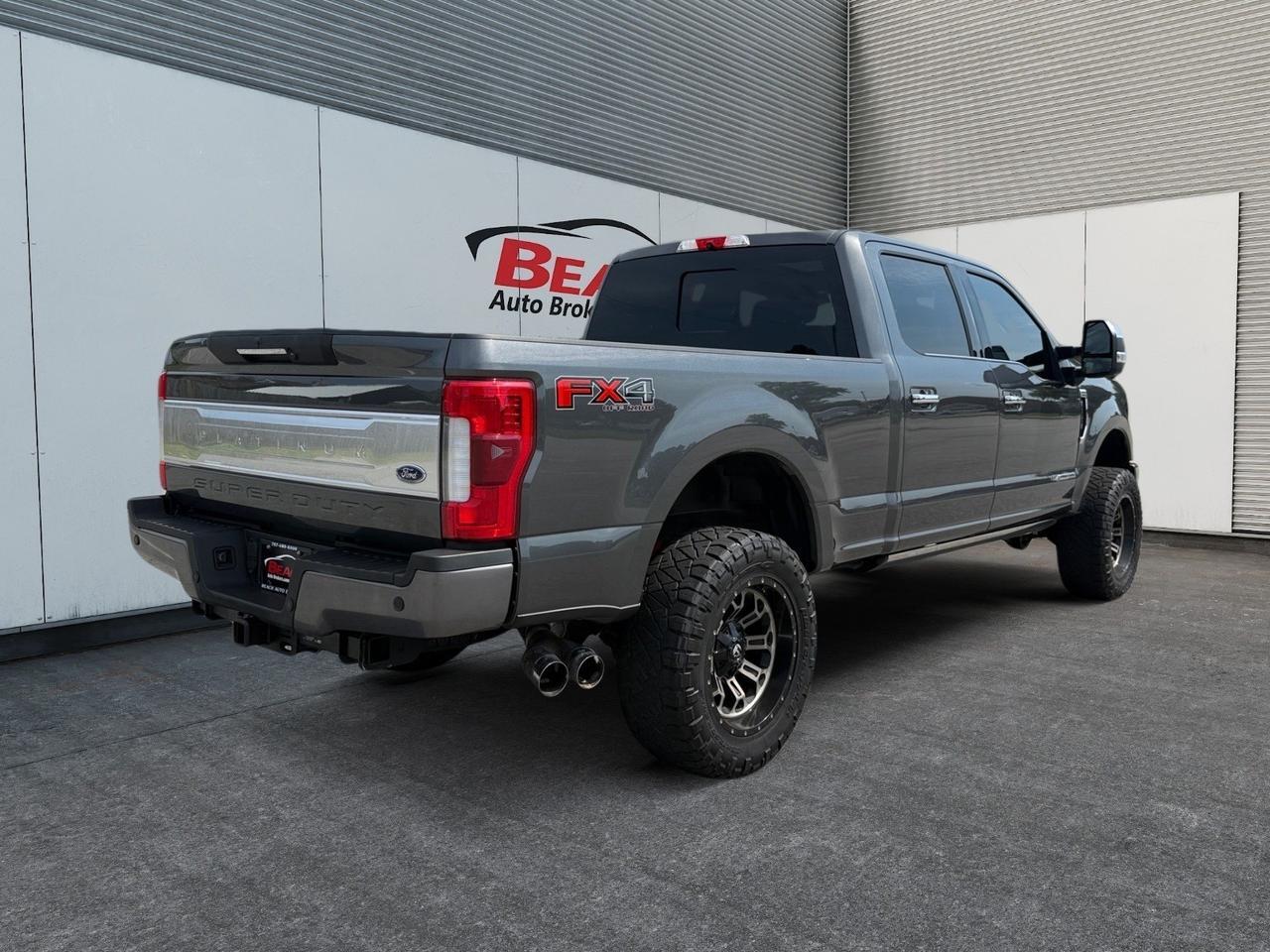 2017 Ford Super Duty F-250 SRW Platinum, HEATED/VENTILATED SEATS, POWER SLIDING REAR WINDOW, TOW HOOKS, TOW PACKAGE, MOONROOF, BACKUP CAMERA, POWER/HEATED MIRRORS, POWER RUNNING BOARDS, KEYLESS ENTRY, POWER FOLDING MIRRORS, TINTED WINDOWS, CLEAN CARFAX! Norfolk VA