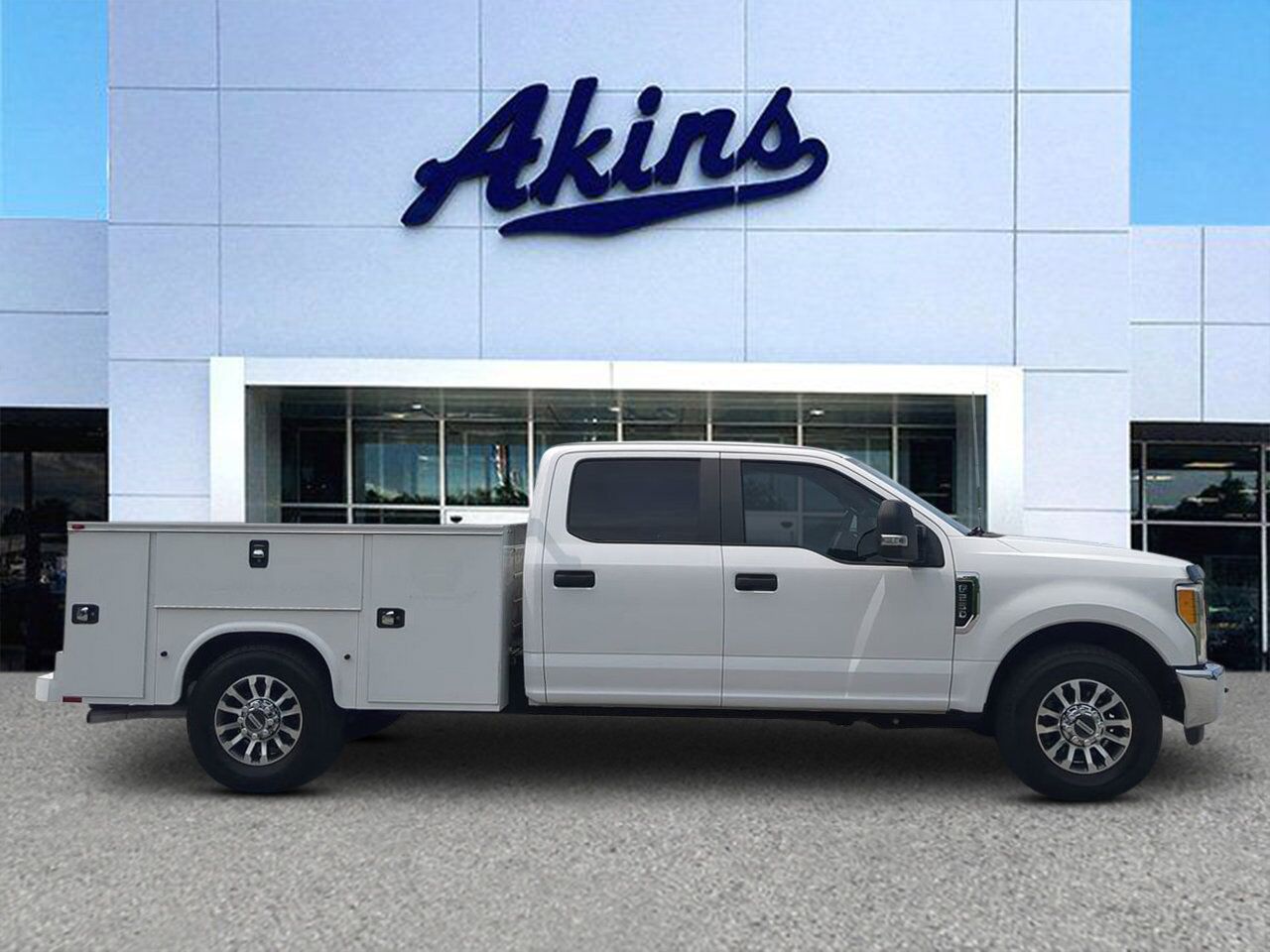 2017 Ford Super Duty F-250 SRW XL