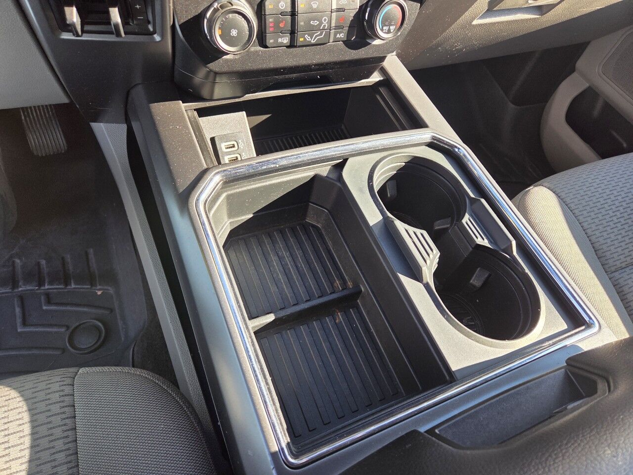 2017 Ford Super Duty F-250 SRW XLT Charlton MA